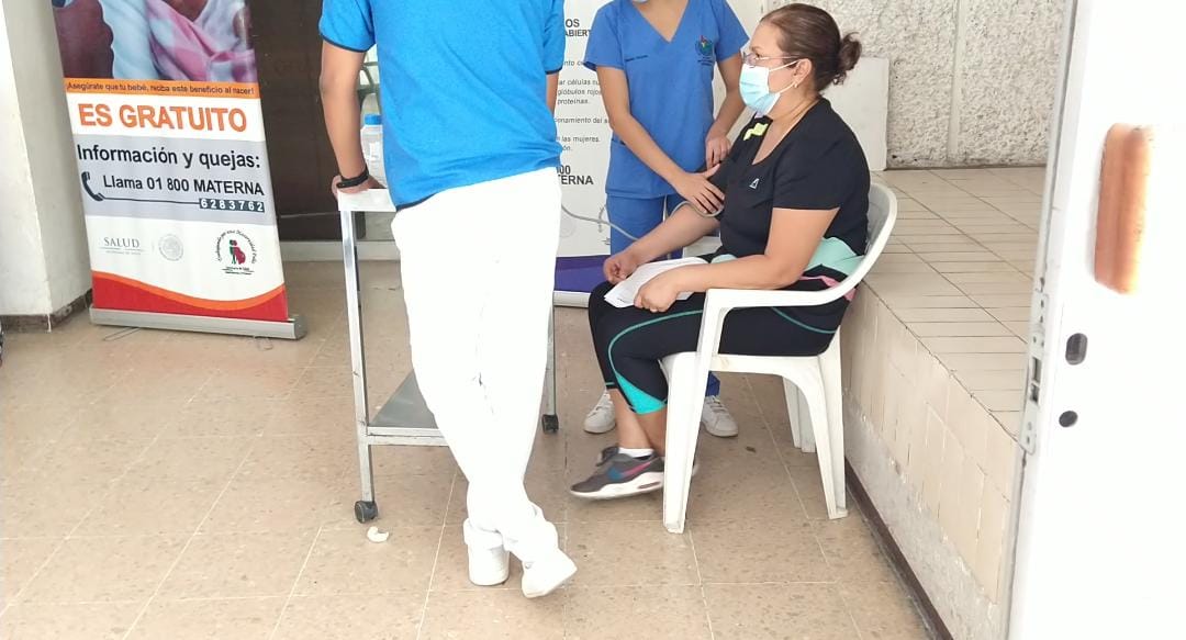 Manifiestan reacciones a vacuna contra Covid-19