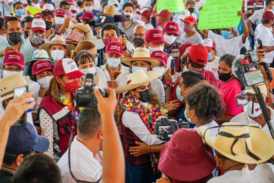 “No soy ninguna improvisada, llevo 30 años recorriendo el estado en la lucha social”, dice Evelyn Salgado
