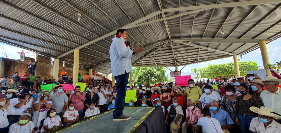 «Por más que pongan espectaculares, ya se los llevó la Torita», advierte Félix Salgado a la oposición