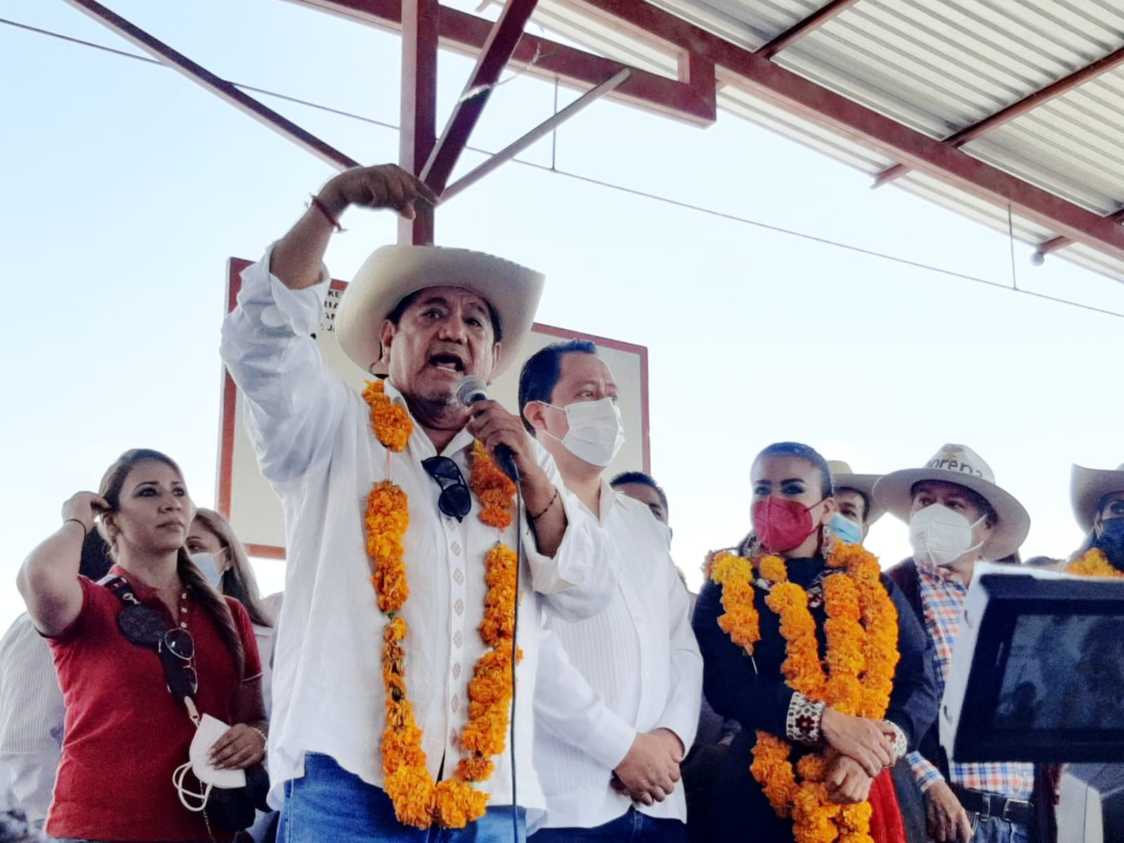 Félix Salgado a Lorenzo Córdova: «lástima de padre que tuvo»