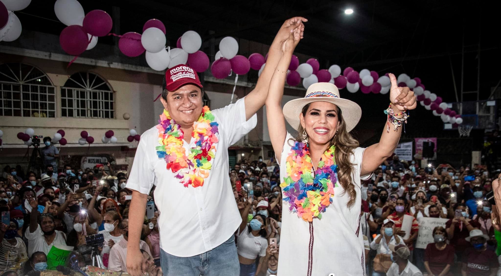 Pide Ossiel Pacheco a Evelyn Salgado «sacar» a los coyuquenses de la pobreza