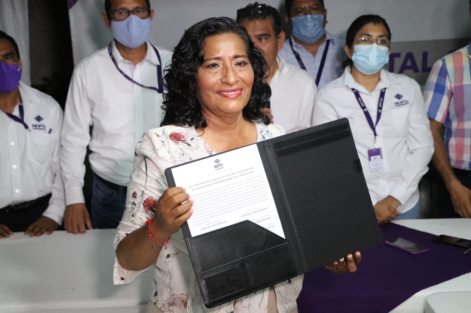 Abelina López Rodríguez recibe constancia de mayoría del IEPC Guerrero