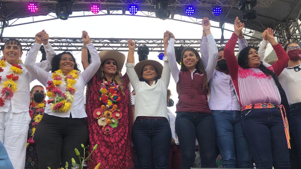 «Nadie se quedará fuera de la Cuarta Transformación», ofrece Evelyn a los guerrerenses