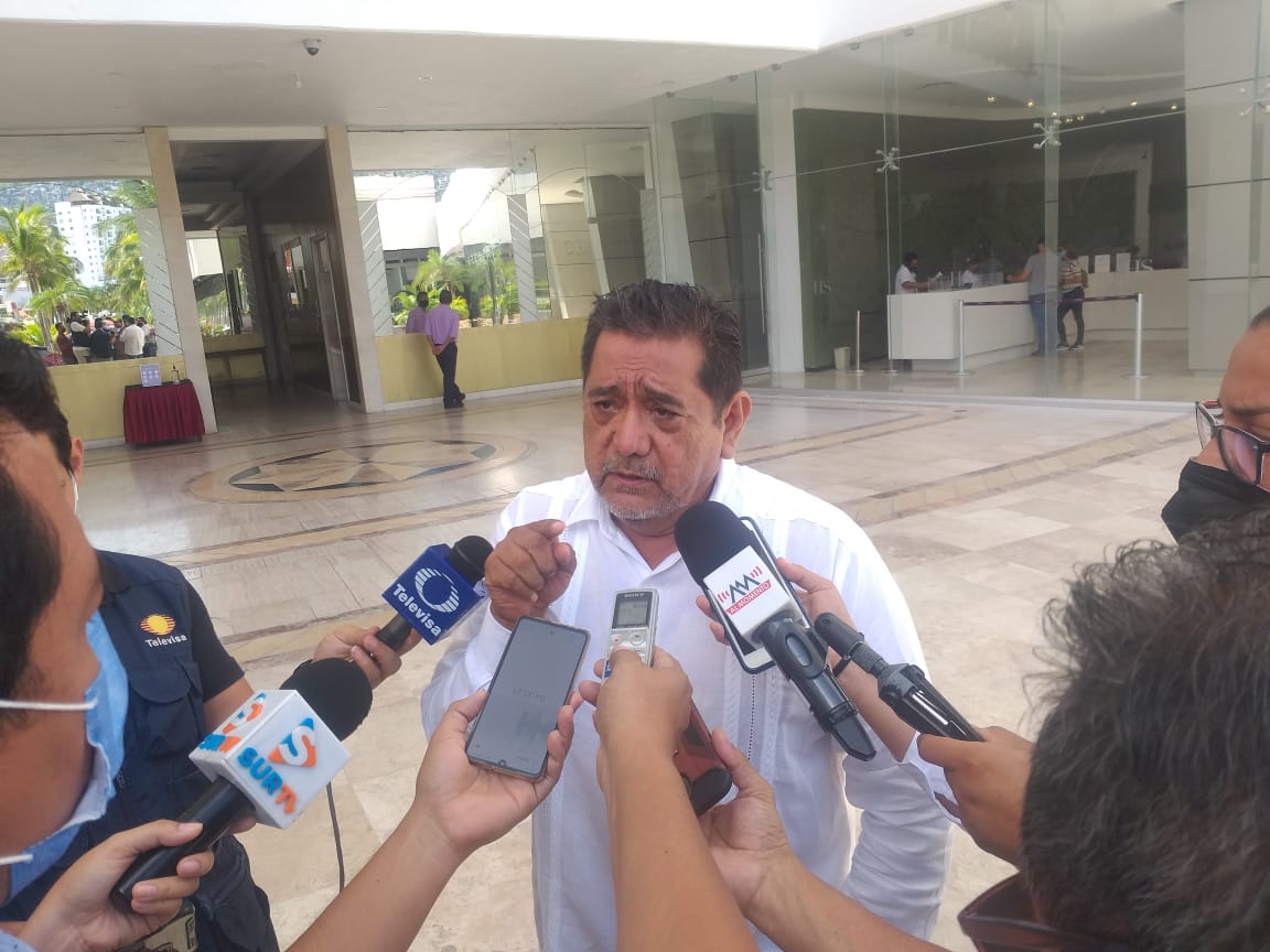Reconoce Félix Salgado el trabajo de Irma Eréndira Sandoval en la SFP