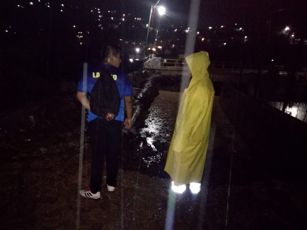 Tormenta local causa estragos en municipios de La Montaña; un hombre fue arrastrado por una corriente de agua