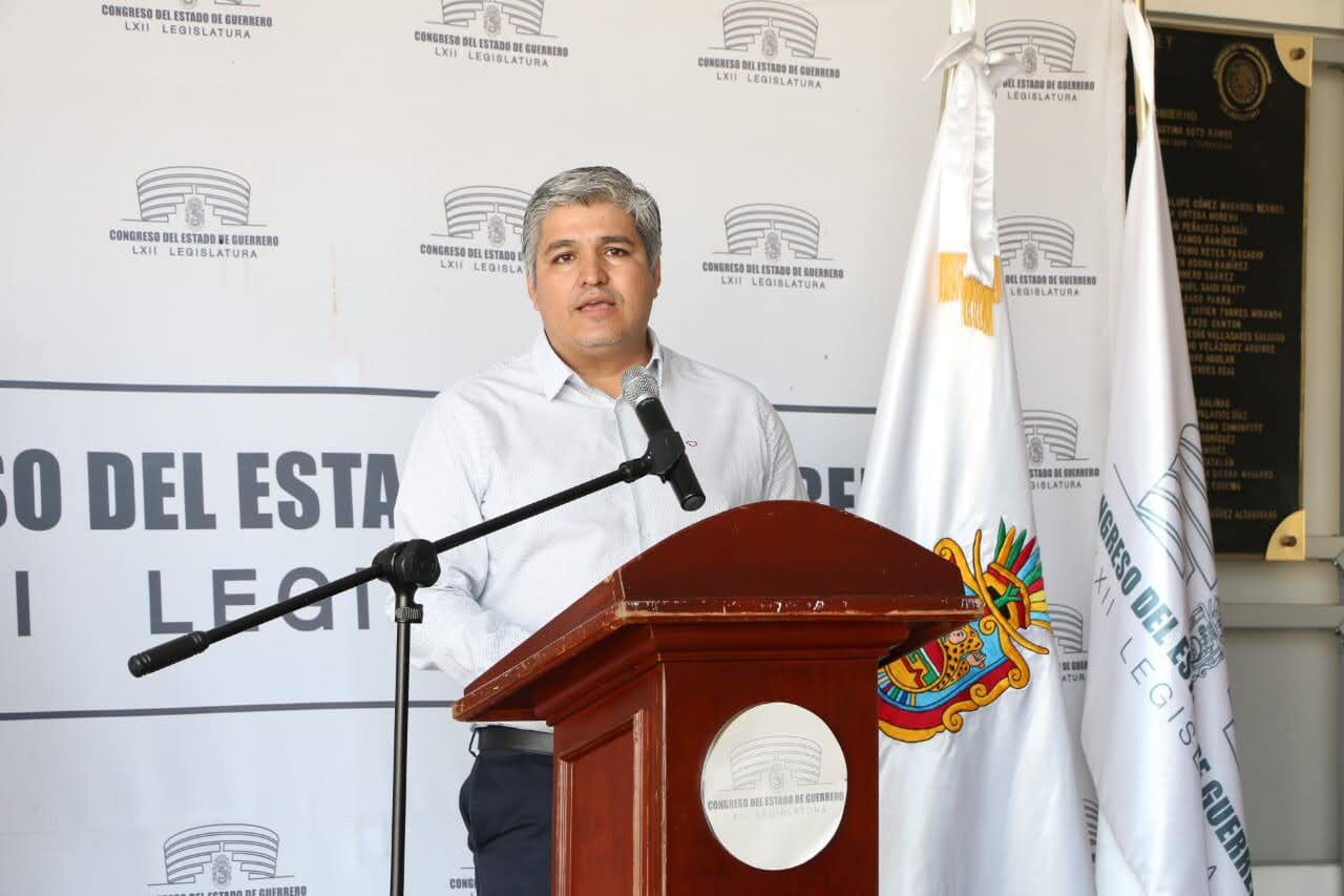 Llama Sánchez Esquivel a la sociedad en general para proponer al recipiendario de la presea “Sentimientos de la Nación”