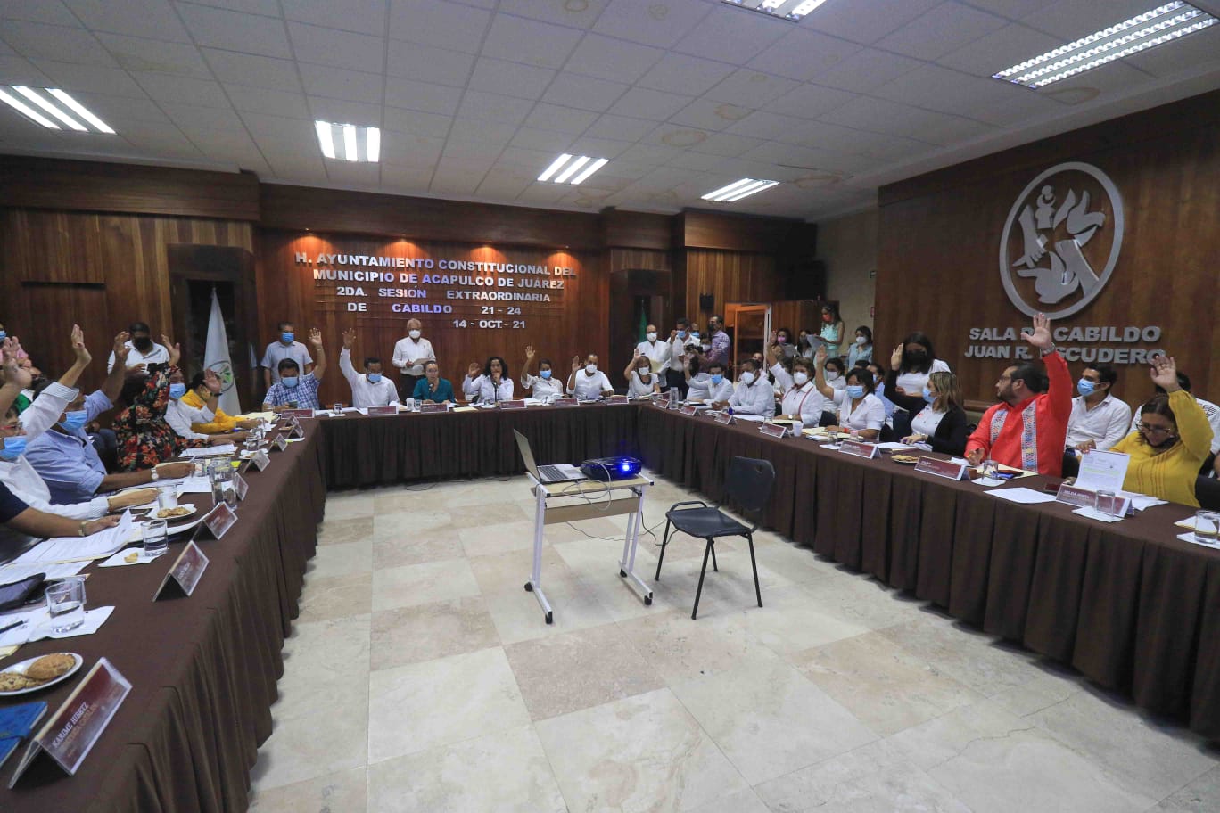 Aprueban ediles de Acapulco refinanciamiento de deuda