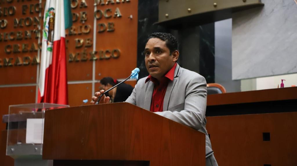 Presentan exhorto a instancias federales para descuento permanente del 50% en la Autopista del Sol