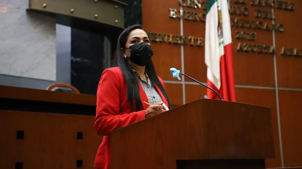 Colocar los derechos de las niñas y niños sobre los usos y costumbres, proponen en el Congreso del Estado