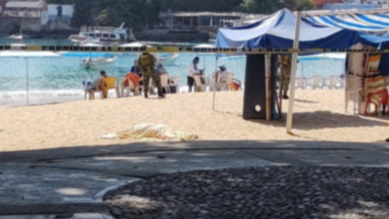 Asesinan a prestador de servicios turísticos en playa Caleta, en Acapulco