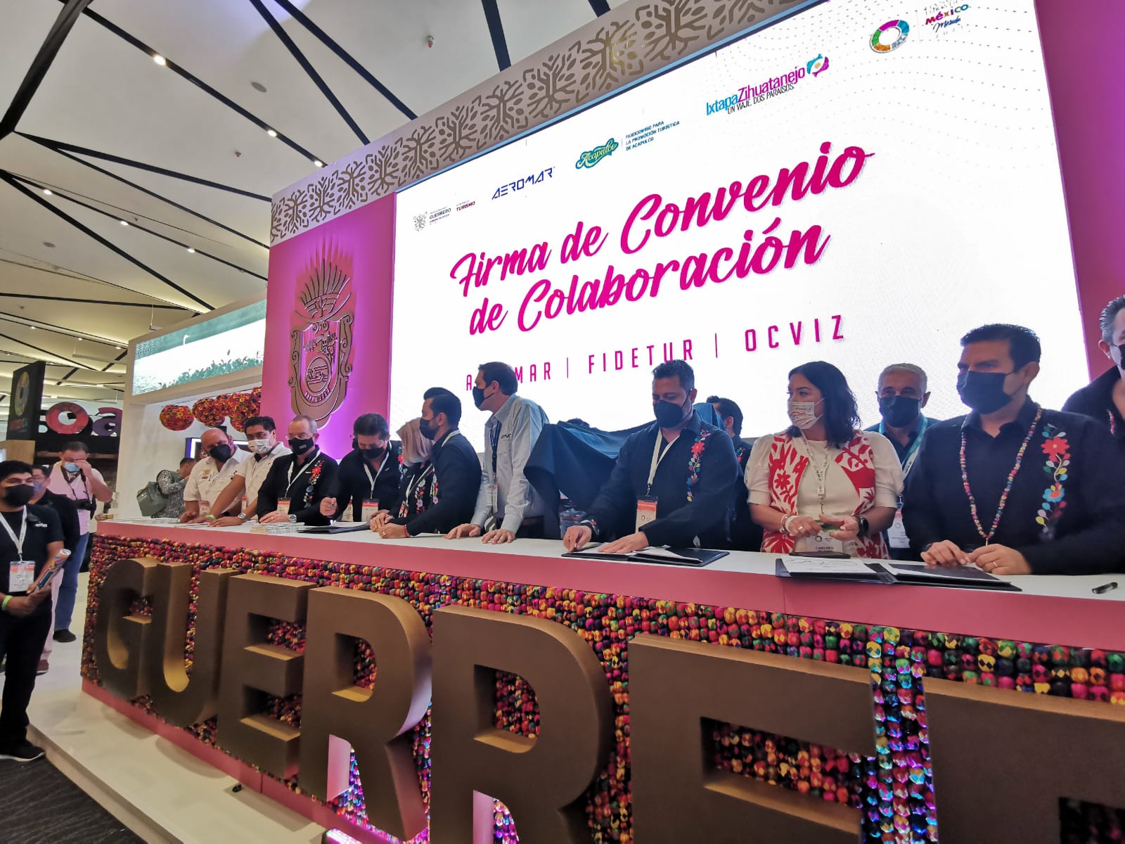 Firman convenio de colaboración Aeromar y destinos turísticos de Guerrero
