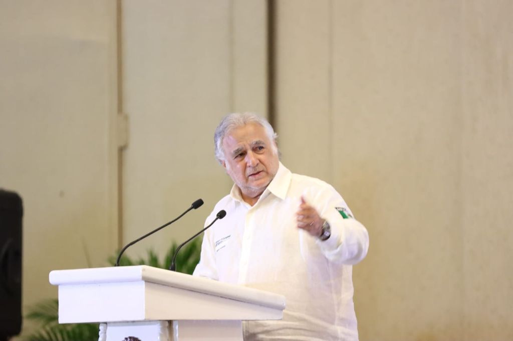 Miguel Torruco se muestra optimista ante cuarta ola de Coronavirus
