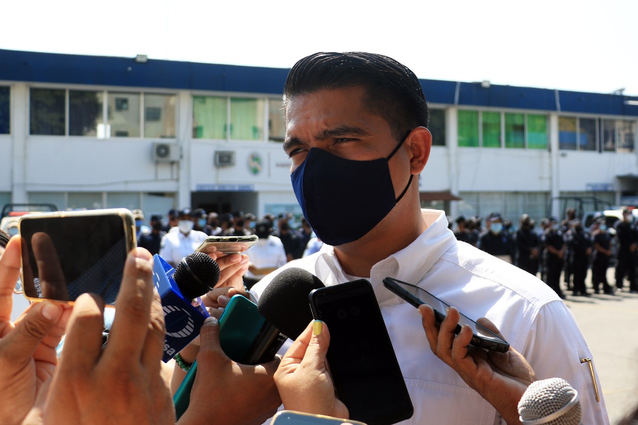 Despliegan 700 efectivos de seguridad con motivo de temporada decembrina