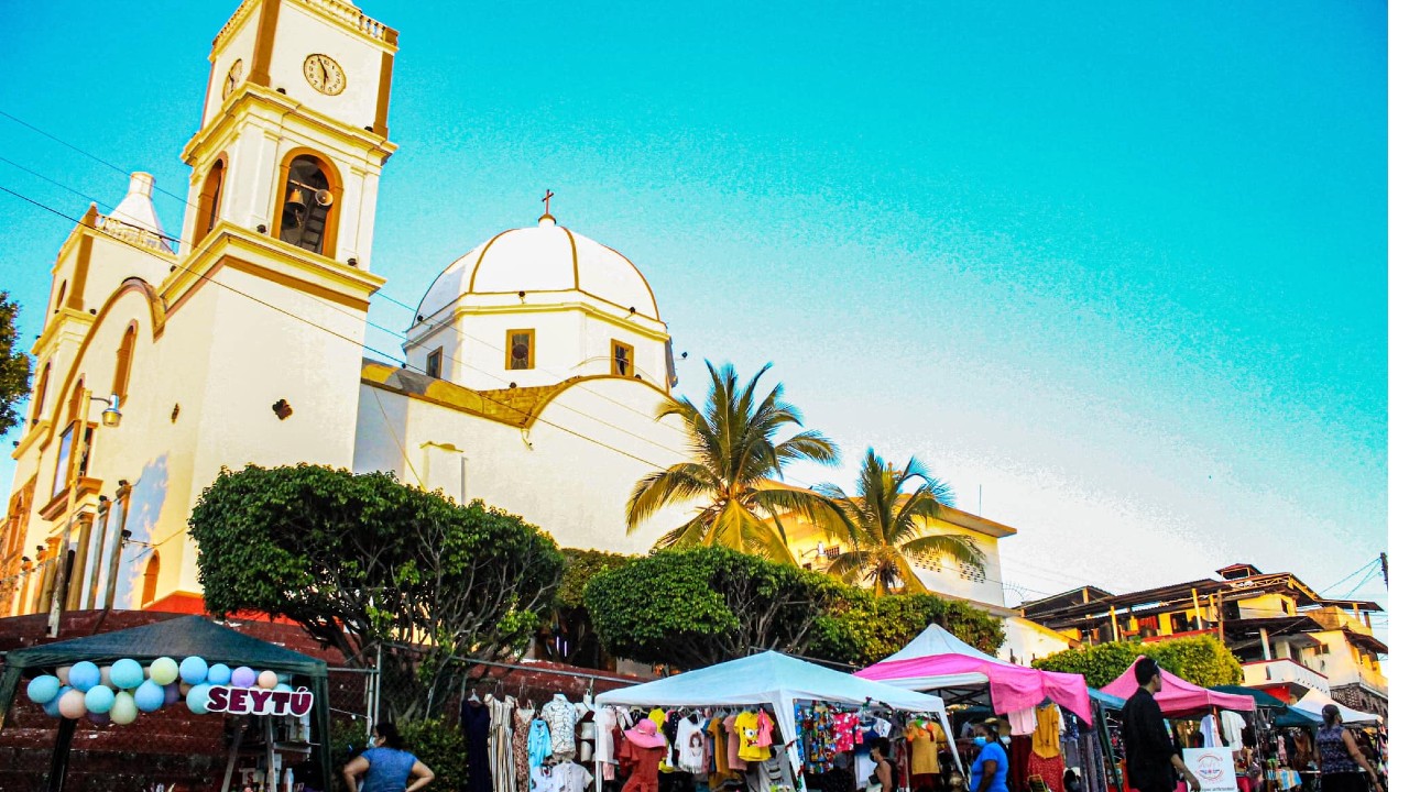 Festival Navideño de Coyuca de Benítez contará con concierto de la Filarmónica de Acapulco, desfile e iluminación de árbol