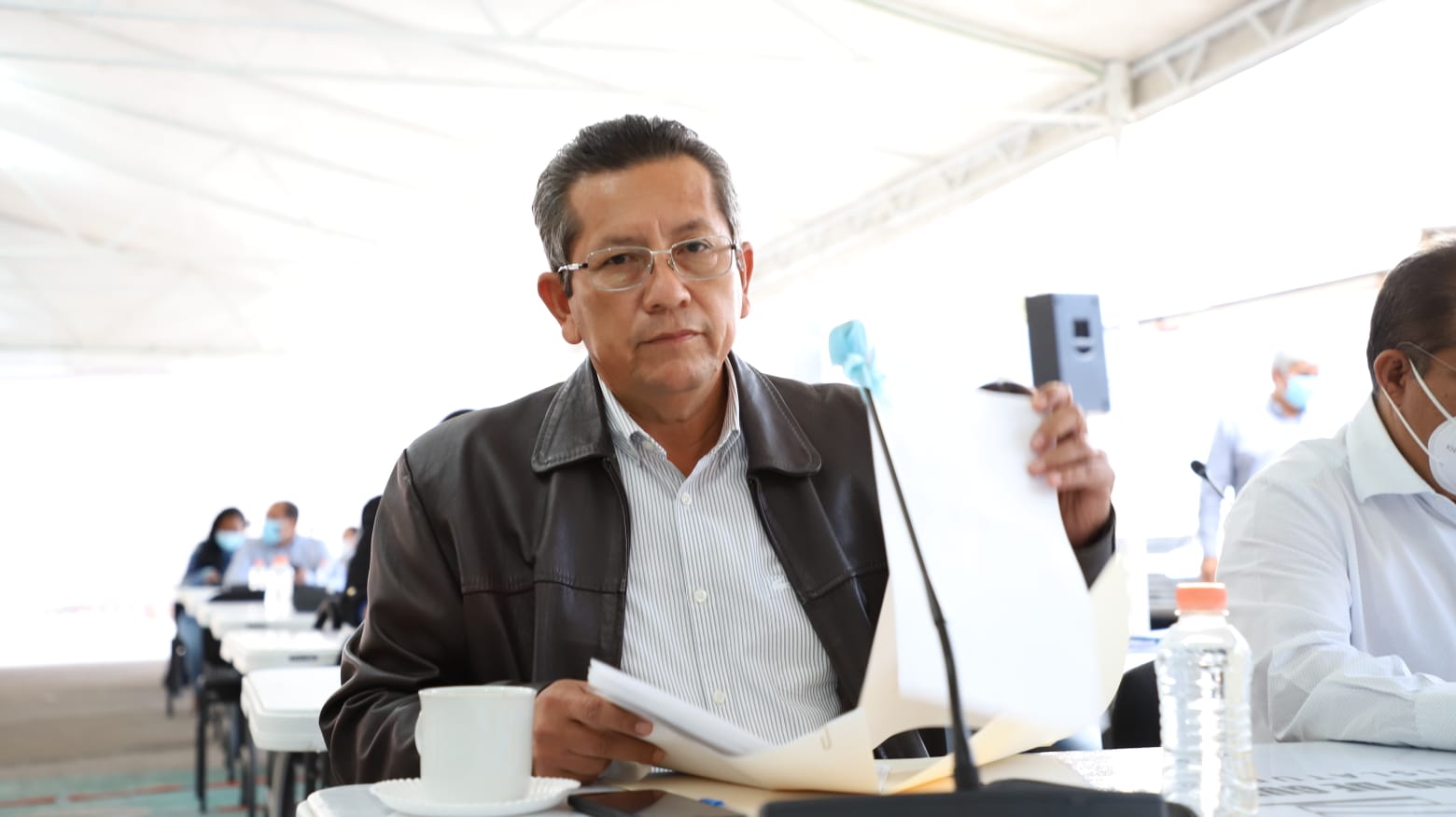 Carlos Reyes solicita información de obras que se llevan cabo en el Congreso