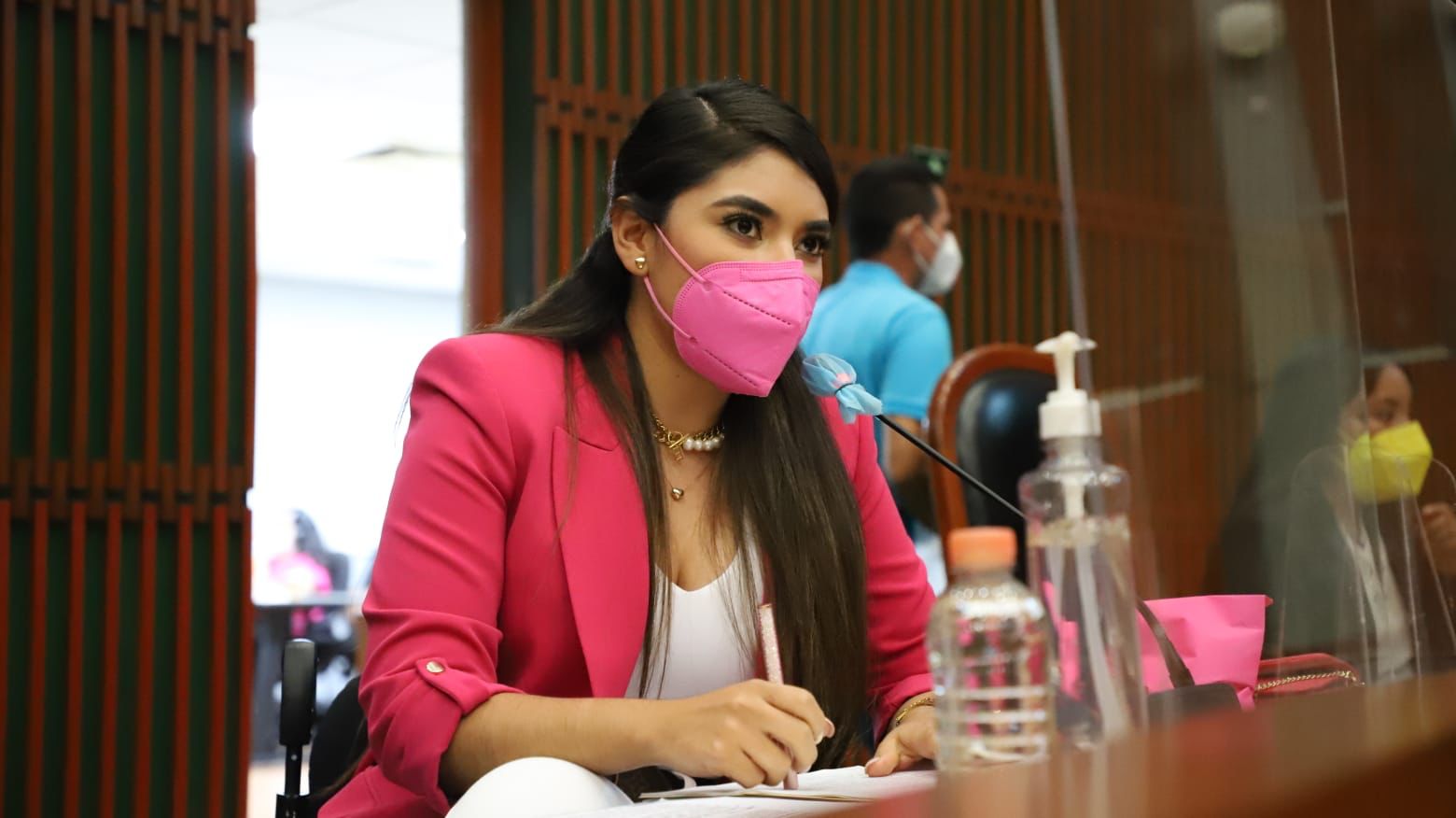 Celebra diputada Elzy Camacho apoyo a la Tierra Caliente para este 2022
