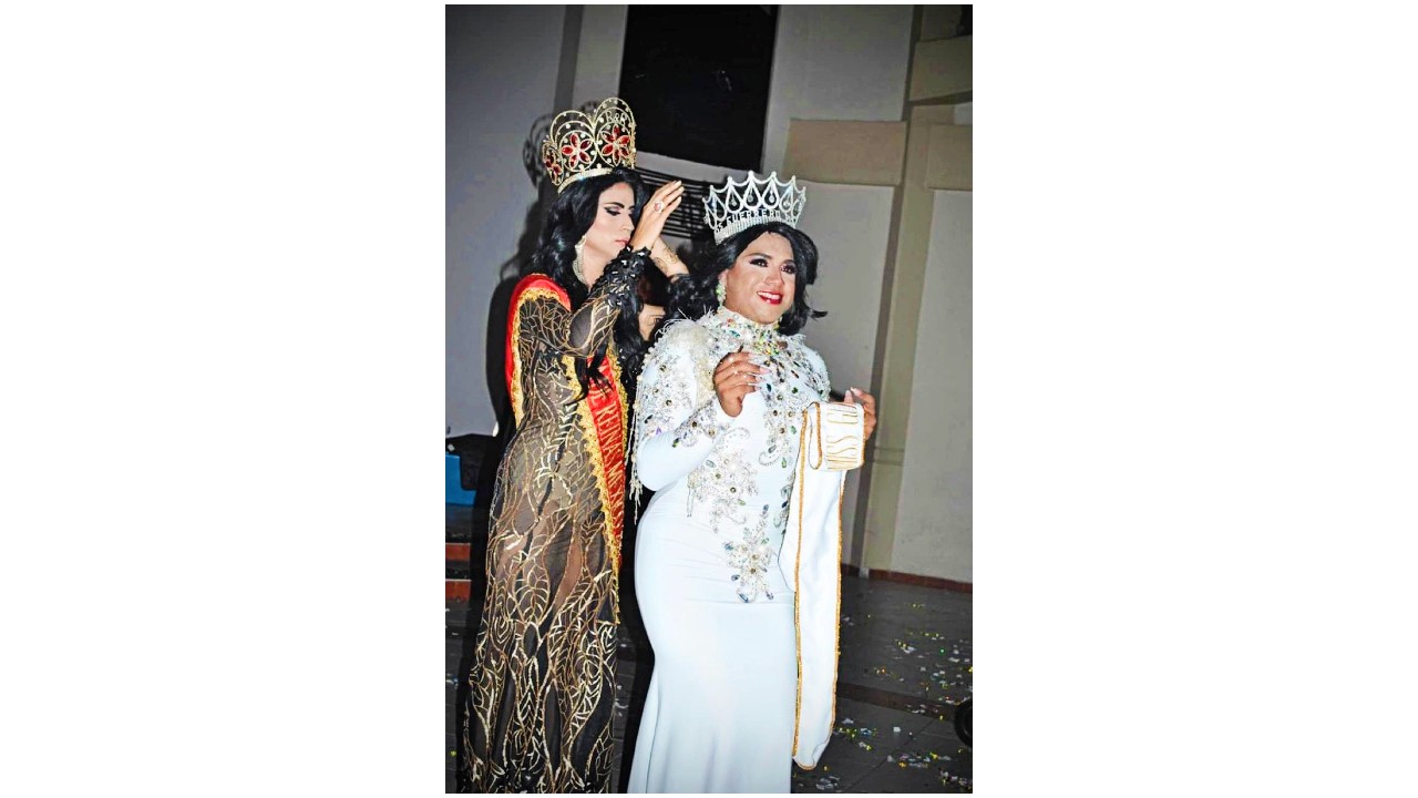 Chico gay de Tecpan de Galeana obtiene el cetro de Miss Guerrero Plus 2022