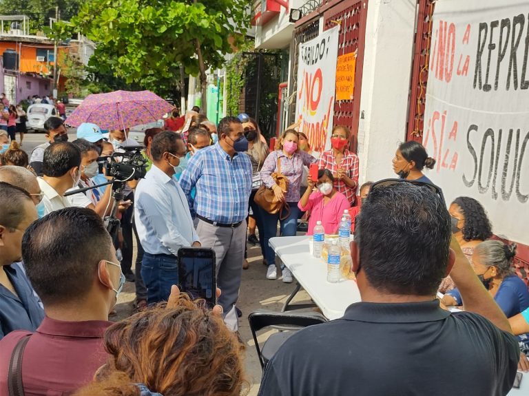 Ofrece DIF Acapulco liquidacion conforme a derecho-manifestantes rechazan propuesta