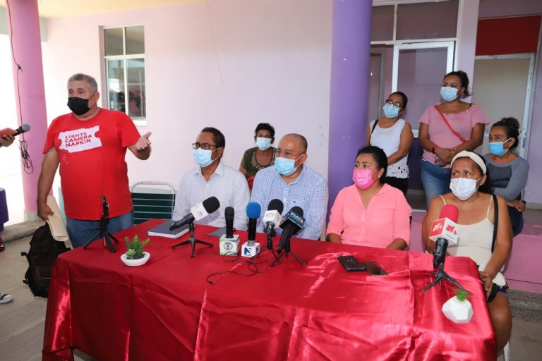 Rechazan ciudadanos toma de instalaciones del DIF