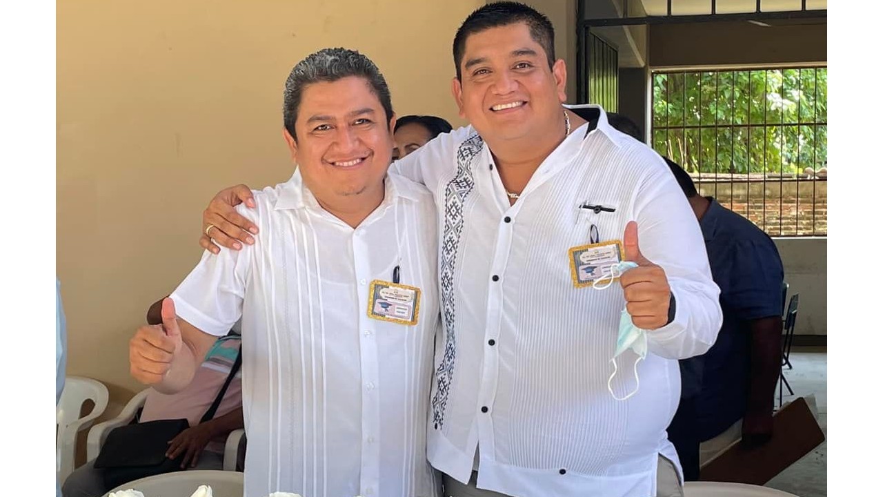 Ossiel Pacheco & José Alfredo Cabrera Barrientos…¿la bandera de paz?