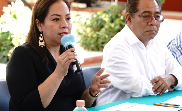 Presenta Patricia Doroteo sistema que mitigaría la carencia de agua en Chilpancingo