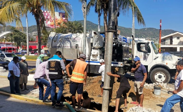 Apoya Gobierno del Estado con acciones de desazolve de drenaje en Acapulco