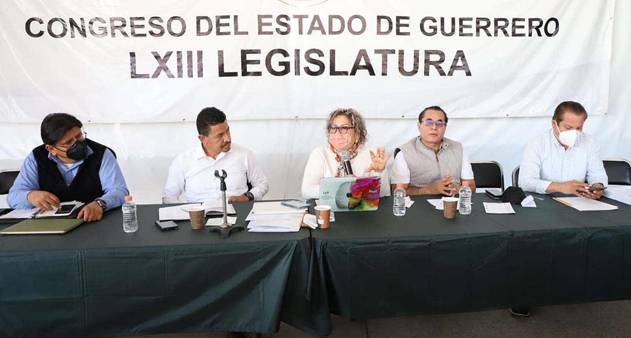 Se reúnen diputados con gestores de 4 municipios para acelerar la designación de autoridades instituyentes