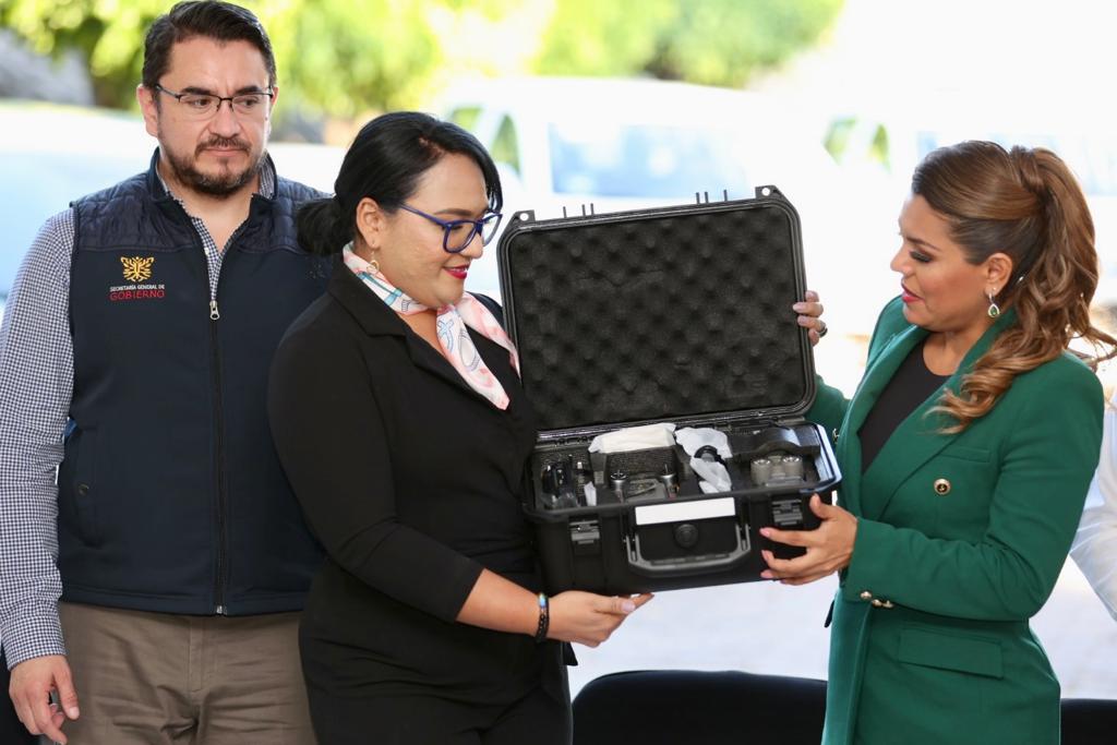 Entrega Evelyn Salgado más de 20 mdp en equipamiento para fortalecer a la Comisión Estatal de Búsqueda de Personas en Guerrero