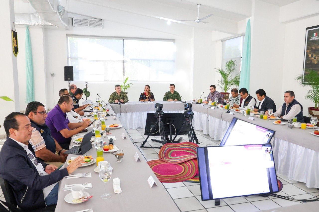 Encabeza Evelyn Salgado sesión de la Mesa de Coordinación en Iguala con ediles de la región Norte de Guerrero