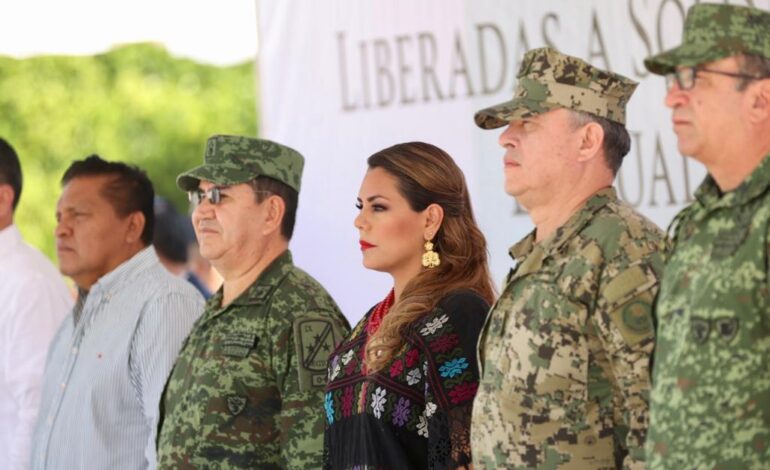 Reconoce Evelyn Salgado a las fuerzas armadas como un apoyo permanente para garantizar la seguridad de las familias de Guerrero
