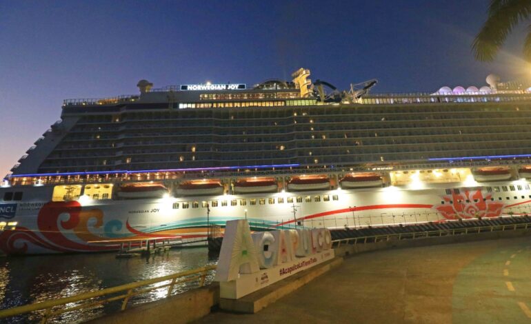Por segundo día consecutivo Acapulco recibe un crucero con 5 mil 108 personas a bordo