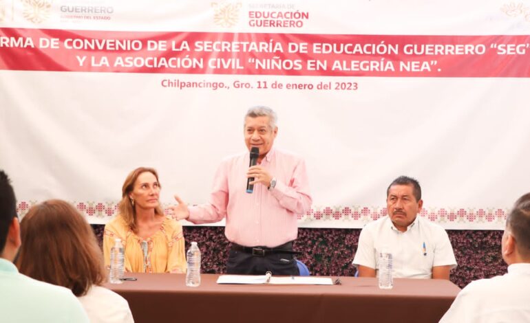 Firma la SEG y la Asociación Civil Niños en Alegría convenio para rehabilitación de espacios educativos
