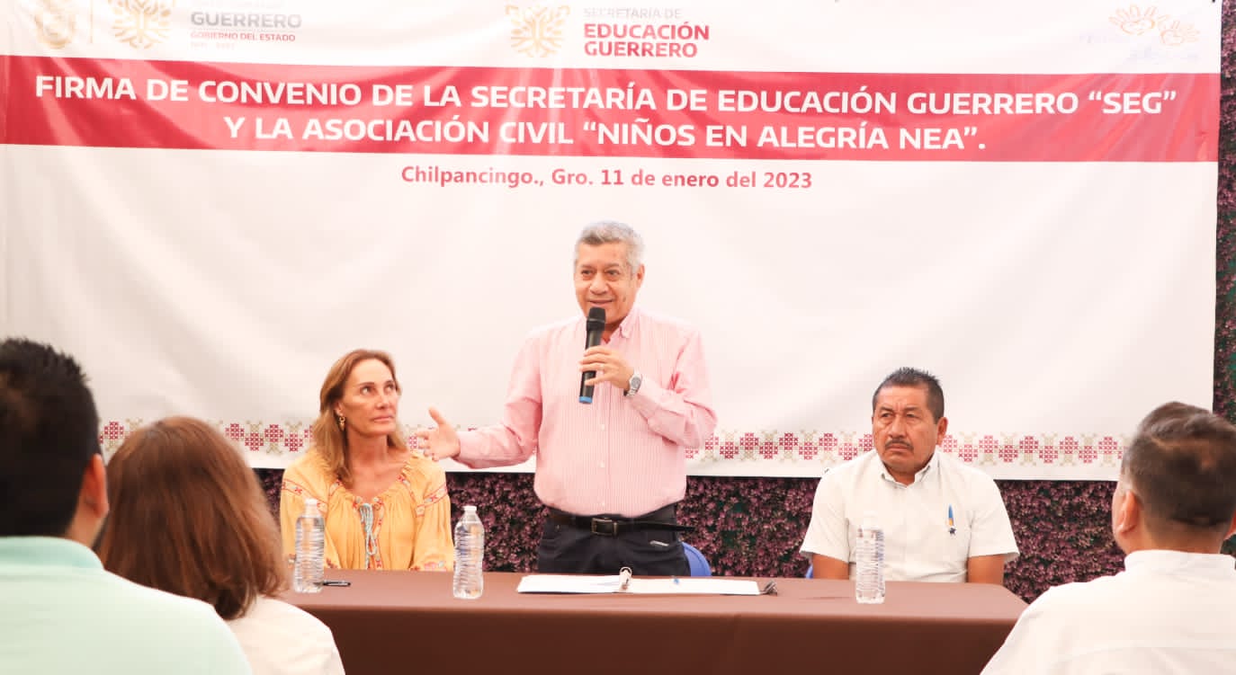 Firma la SEG y la Asociación Civil Niños en Alegría convenio para rehabilitación de espacios educativos