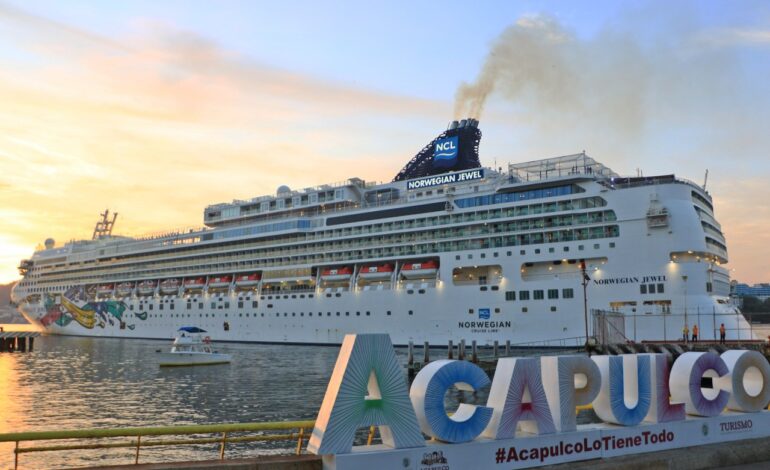 Arriba crucero Norwegian Jewel; el cuarto del año
