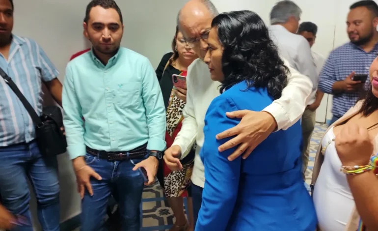 Si Zeferino Torreblanca desea ofrecer algún beneficio para Acapulco, es bienvenido: Abelina López