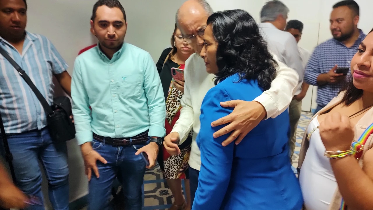 Si Zeferino Torreblanca desea ofrecer algún beneficio para Acapulco, es bienvenido: Abelina López