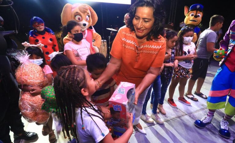 Celebra con gran éxito Abelina López, el Día de Reyes