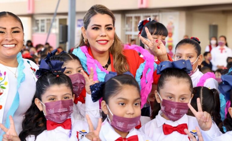 Inicia Evelyn Salgado la distribución de más de 600 mil uniformes escolares