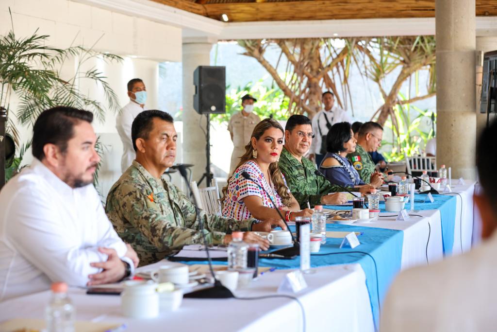 Encabeza Evelyn Salgado sesión de trabajo con la Mesa de Coordinación para reforzar esfuerzos y acciones de seguridad en Guerrero
