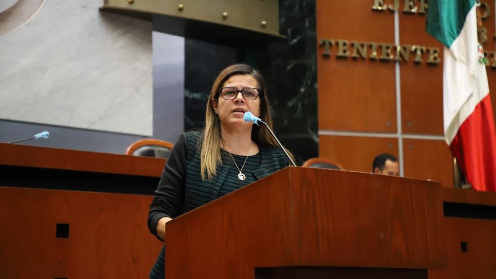 Urge reforzar las leyes para garantizar plenamente los derechos de las niñas, niños y adolescente: Julieta Fernández