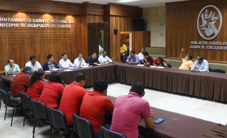 Reinstalaciones, piden trabajadores del Ayuntamiento que bloquearon el lunes la Costera