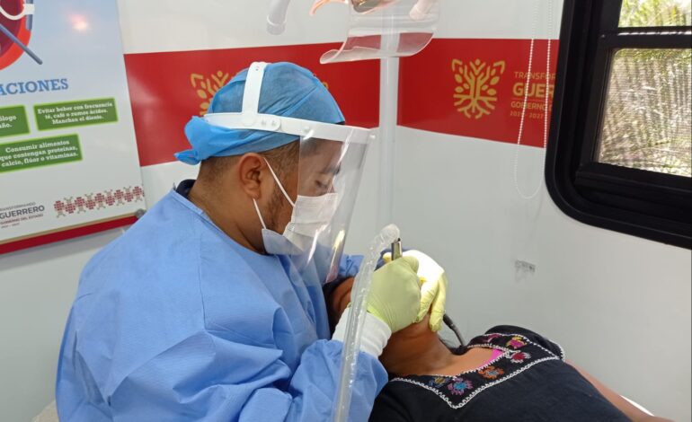 Unidades Médicas Especializadas de Salud, realizaron 7 mil 125 atenciones en los municipios de Xochistlahuaca y Tetipac