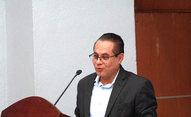 El alza del peaje provocará una escalada de precios: Bernardo Ortega Jiménez en tribuna