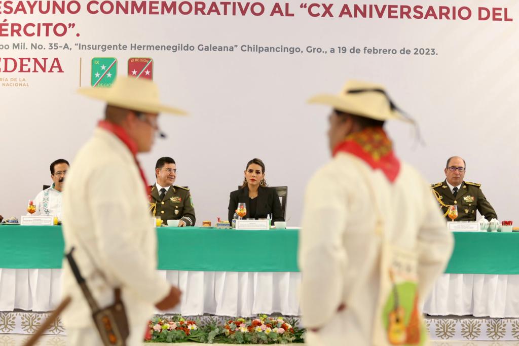 Reconoce Evelyn Salgado trabajo y lealtad de las y los soldados con Guerrero