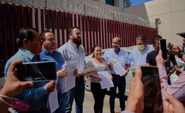 PRD Guerrero presenta amparo para suspender el aumento al costo de tarifas en autopistas