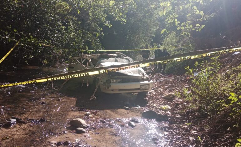 Accidente de tránsito se cobra la vida de bebé y una menor en Tlapa de Comonfort