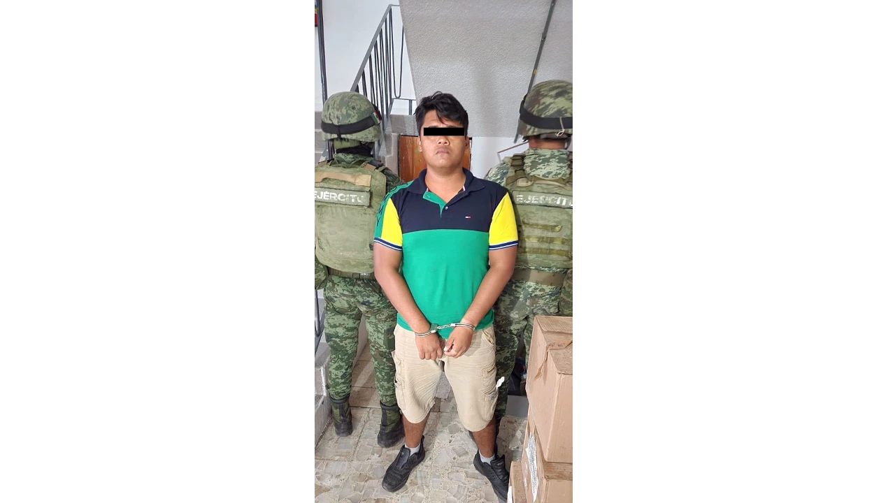 Detenido en el Mercado Central es reincidente del mismo delito: portación de arma prohibida