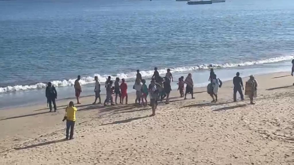 Flotan cadáveres en playas de Acapulco