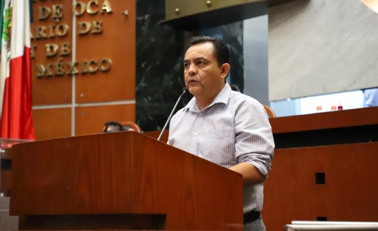 Analizan iniciativa para incorporar categoría de género y diversidad sexual en los premios estatales a la juventud