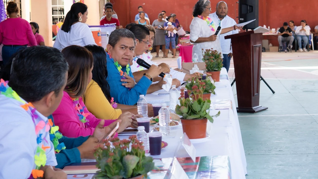 Más de 150 obras en un año en Coyuca de Benítez: Ossiel Pacheco Salas